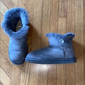 Ugg Bailey Button Mini Bling Grey 8 Rhinestones